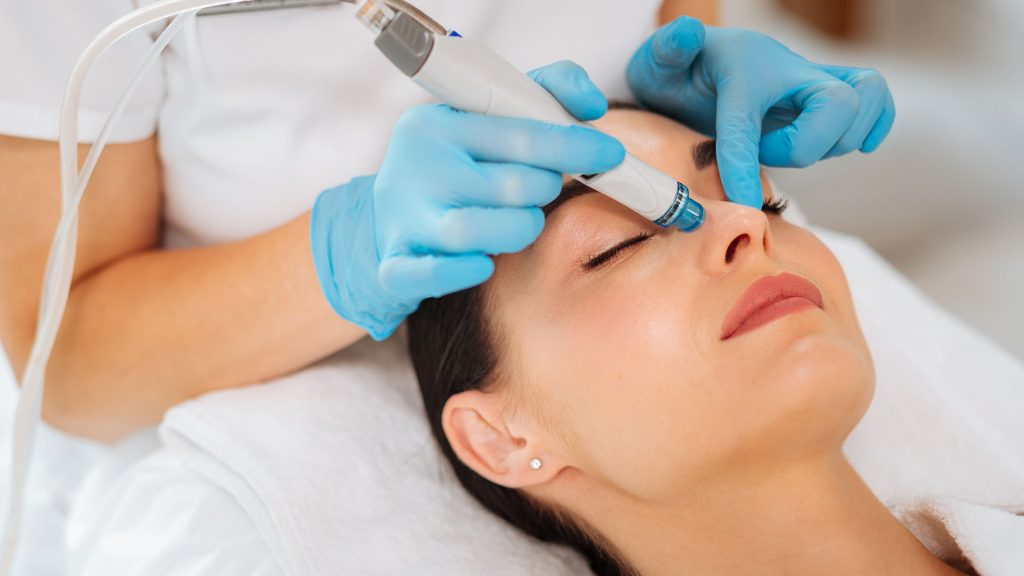 Under Eye HydraFacial
