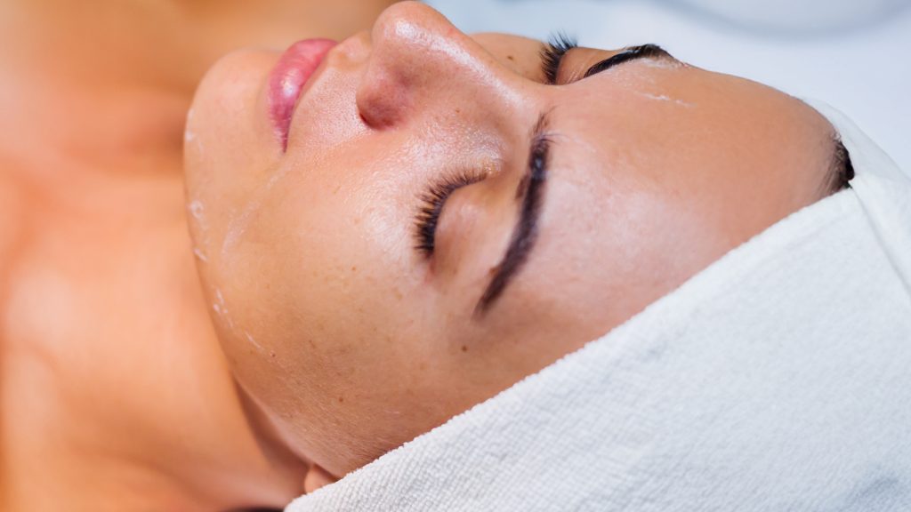 What the Chemical Peel Process Looks Like?